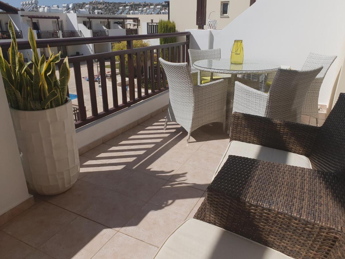 Stunning Apartment C106 With Balcony Looking Over Pool เปเยีย ภายนอก รูปภาพ
